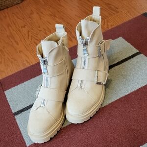 Dolce Vita Avari Boots with Zipper and Buckle in Dune Suede